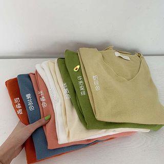 Short-sleeve V-neck Crewneck T-shirt