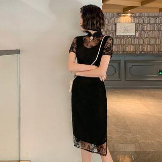 Lace Panel Short-sleeve Slit-side Qipao