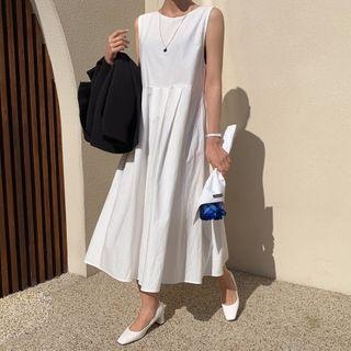 Sleeveless Button-trim Maxi Dress