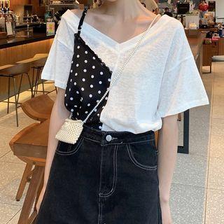 Asymmetric Dotted Panel Short-sleeve V-neck T-shirt