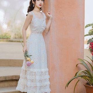 Sleeveless Lace Midi A-line Dress / Flared-sleeve Blouse