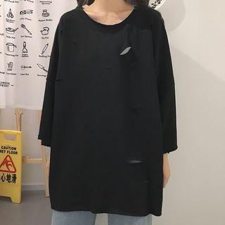 3/4-sleeve Distressed T-shirt Black - One Size
