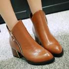 Side-zip Heeled Short Boots