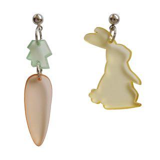Acrylic Rabbit & Carrot Dangle Earring