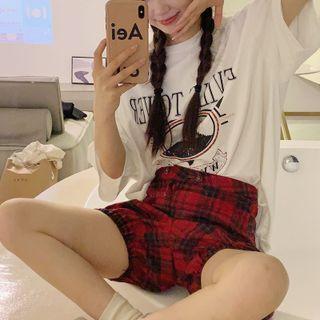 Elbow-sleeve Lettering T-shirt / Plaid Shorts