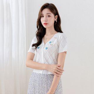 Floral Embroidered Short Sleeve Knit T-shirt White - One Size