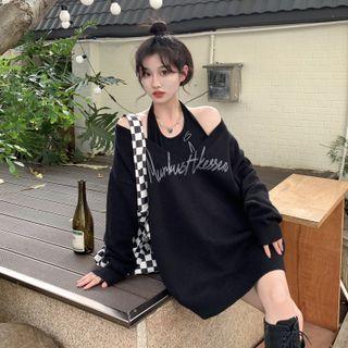 Set: V-neck Sweater + Halter-neck Crop Tank Top
