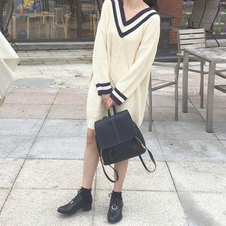 Loose-fit V-neck Batwing Sleeve Knit Dress