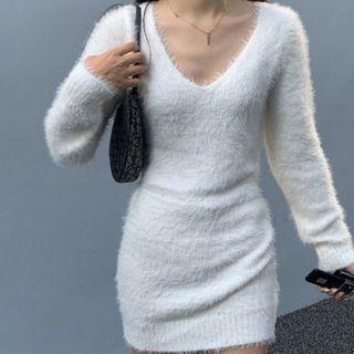 Plain Fluffy V-neck Bodycon Dress