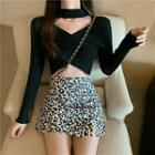Choker Crisscross Knit Top / Leopard Print Mini Pencil Skirt