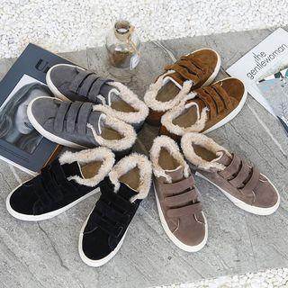 Fleece-lined Adhesive Strap Sneakers