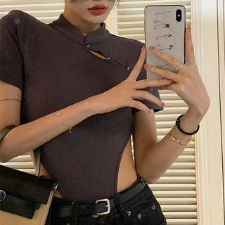 Short-sleeve Stand-collar Cutout T-shirt