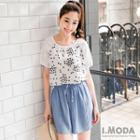 Short-sleeve Lace Panel Star Print Top