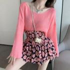 Floral Print Mini A-line Skirt / Sweater