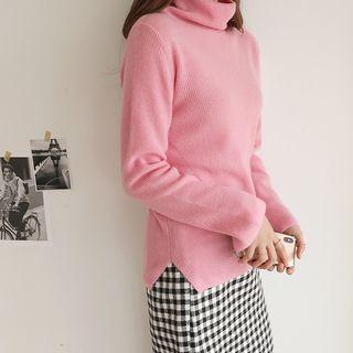 Mock-neck Slit-cuff Rib-knit Sweater