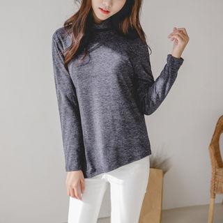 Mock-neck Diagonal-hem Top