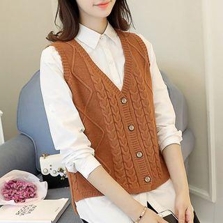 Buttoned Cable-knit Vest