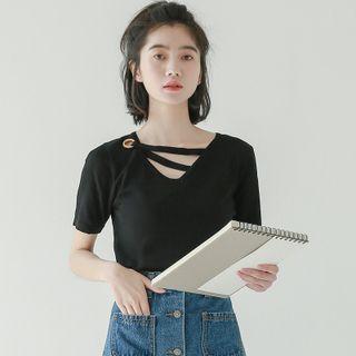 Short-sleeve Grommet Strappy T-shirt Black - One Size