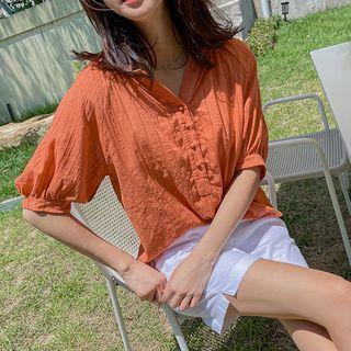 Puff-sleeve Lacy Blouse