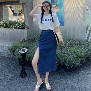 Printed Loose T-shirt / Side-slit Denim Midi Skirt