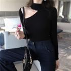 Long-sleeve Mock Neck Cut Out T-shirt Black - One Size