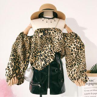 Off-shoulder Long-sleeve Leopard Print Blouse Leopard - Brown - One Size