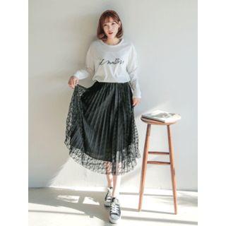 Accordion-pleat Long Lace Skirt