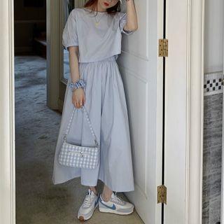 Puff-sleeve Crop Top / A-line Maxi Skirt
