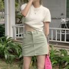 Short-sleeve Knit Top / Corduroy A-line Skirt