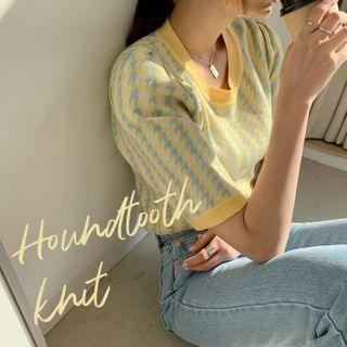 Puff-shoulder Houndstooth Knit Top