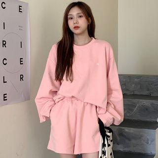 Set: Long-sleeve Loose-fit Sweatshirt + Elastic-waist Sweatshorts