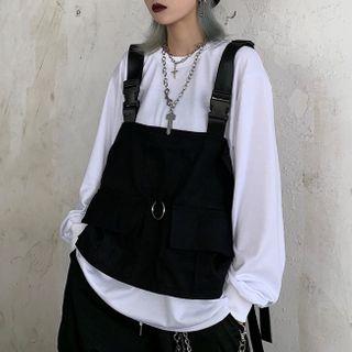 Plain Pullover / Buckled Utility Vest