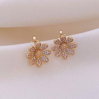 Flower Alloy Cuff Earring 1 Pair - Clip On Earring - Gold - One Size