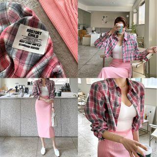 Snap-button Plaid Cropped Shirt