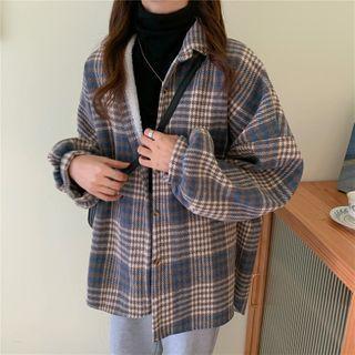 Plaid Shirt Jacket / Turtleneck Plain T-shirt