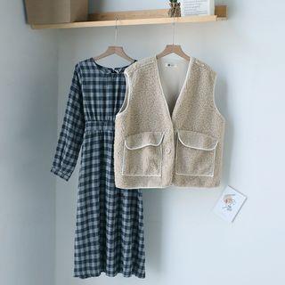 Button Vest / Plaid Long-sleeve Midi Dress