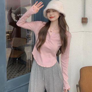 Long-sleeve Henley T-shirt / High-waist Straight-leg Pants