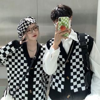Long Sleeve V-neck Plaid Knit Cardigan/ V-neck Plaid Knit Vest