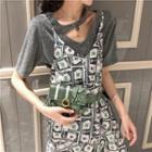 Plain V-neck Short-sleeve T-shirt / Print Ruffle Sleeveless Dress