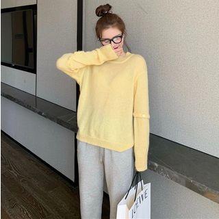 Plain Sweater / Cropped Sweatpants
