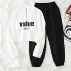 Set: Lettering Sweatshirt + Cropped Harem Pants