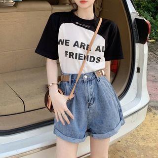 Short-sleeve Mock Two Piece T-shirt / Denim Shorts
