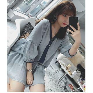 Set: Contrast Trim 3/4-sleeve Blouse + Wide-leg Shorts