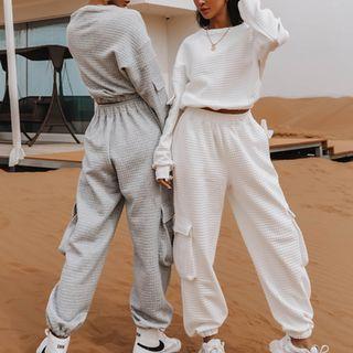 Set: Plain Sweatshirt + Side Pocket Sweatpants