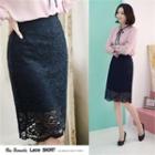 Lace-overlay H-line Skirt