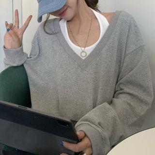V-neck Sweatshirt / Halter Top