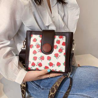 Wide Strap Print Bucket Bag