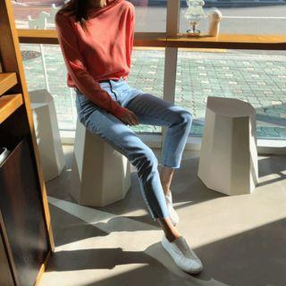 Cropped Relaxed-fit Jeans