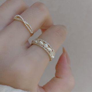 Faux Cat Eye Stone Rhinestone Alloy Ring (various Designs)