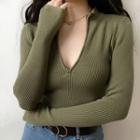 Half- Zip V-neck Knit Top